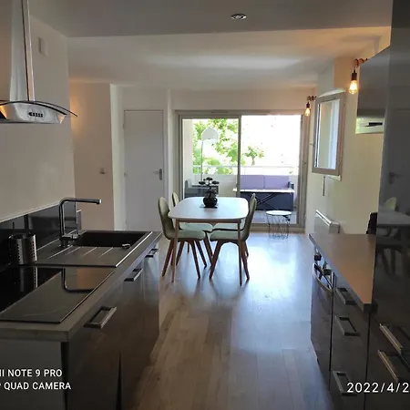 Apartment 4 Personnes Avec Piscine, Tennis, Proche De La Cagnes-sur-Mer