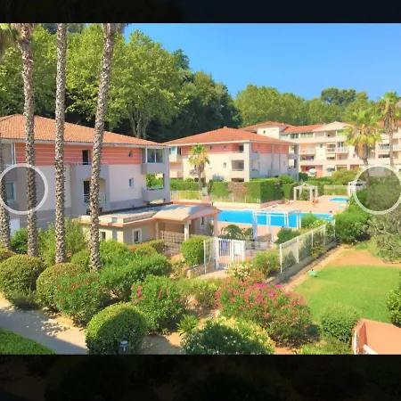 4 Personnes Avec Piscine, Tennis, Proche De La Apartment Cagnes-sur-Mer