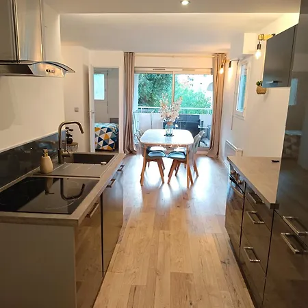 4 Personnes Avec Piscine, Tennis, Proche De La Apartment Cagnes-sur-Mer